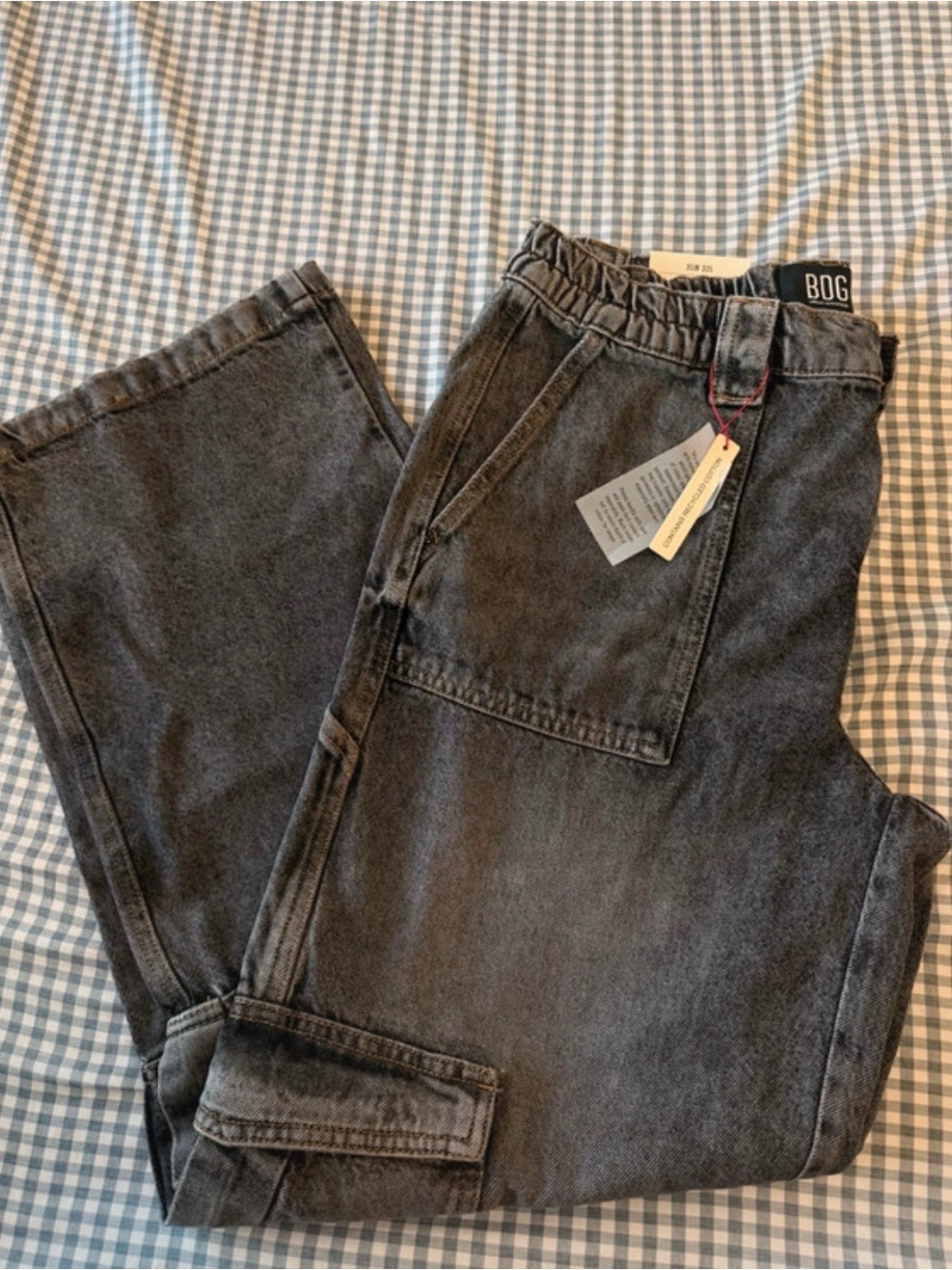 Womens Black/Gray Washed Cargo Jeans
